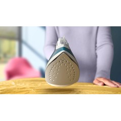 Philips 2000 Series DST201090 2000W Steam Iron - Effortless Wrinkle Removal & Ultimate Performance